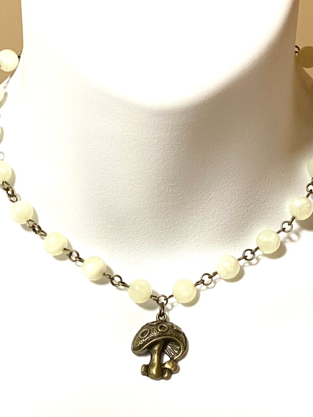 Natural Pale Green Serpentine Short Necklace, Gemstone & Bronze Round Mushroom - Picture 2 of 13